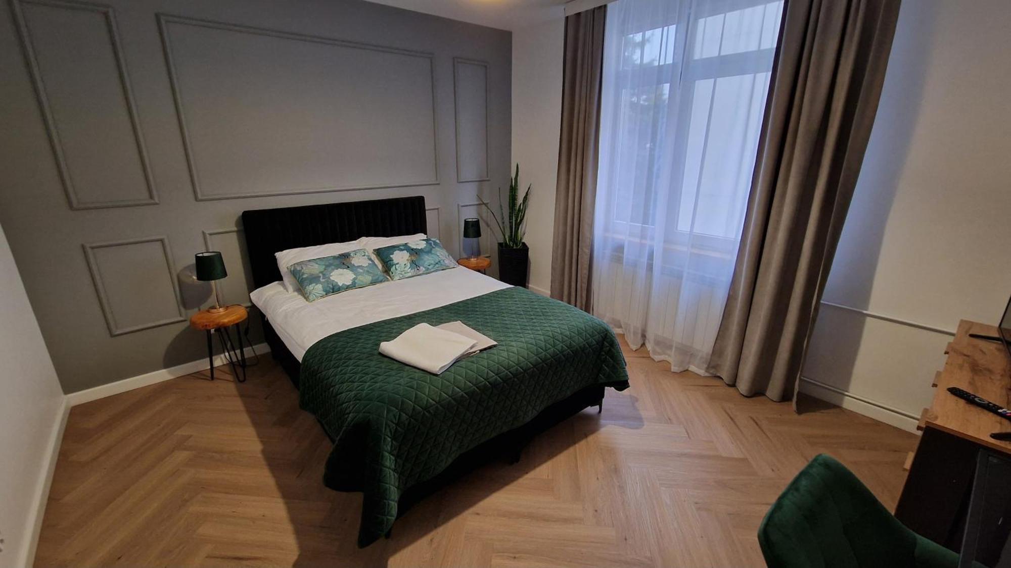 Brama Lwowska Apartamenty - Wiecej Na Www,Bramalwowska,Pl ซามอร์ช ภายนอก รูปภาพ