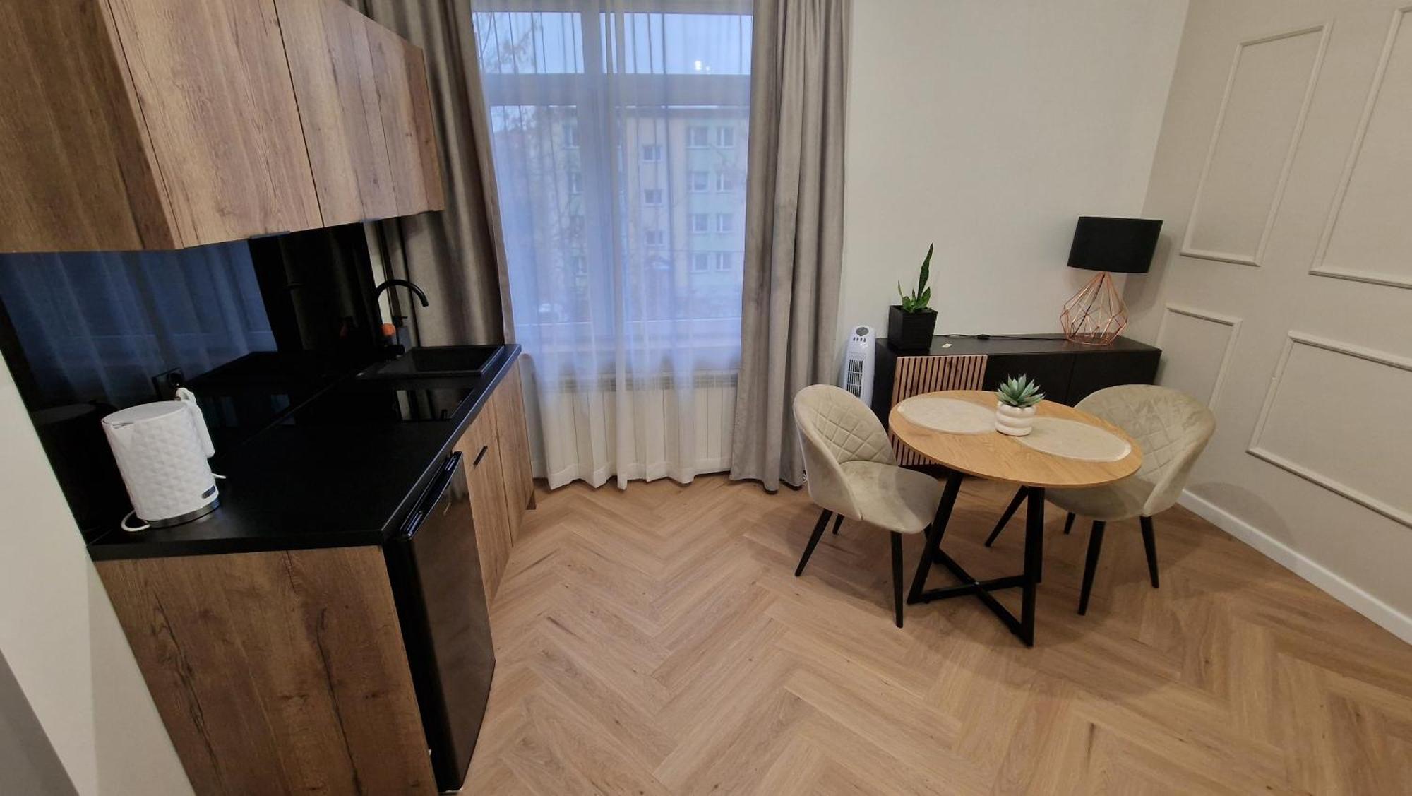 Brama Lwowska Apartamenty - Wiecej Na Www,Bramalwowska,Pl ซามอร์ช ภายนอก รูปภาพ